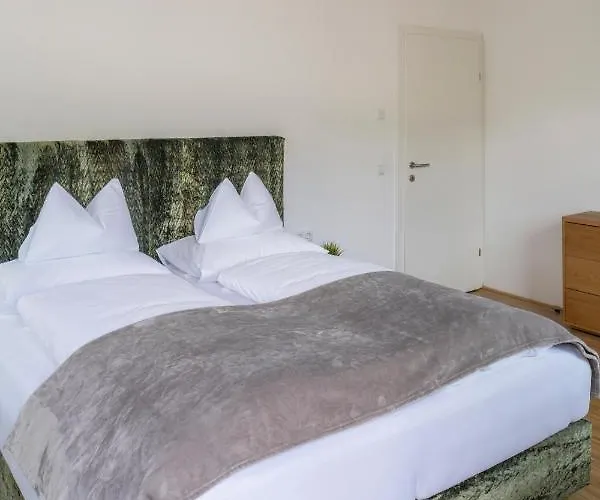 Panoramahirsch 斯拉德明